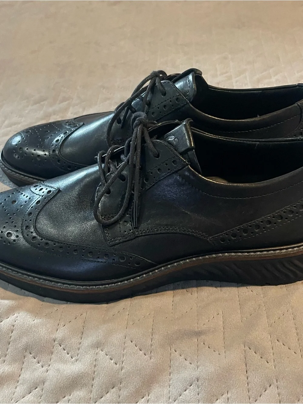 Ecco ST.1 hybrid wingtip shoes mens 8 pre-owned condition